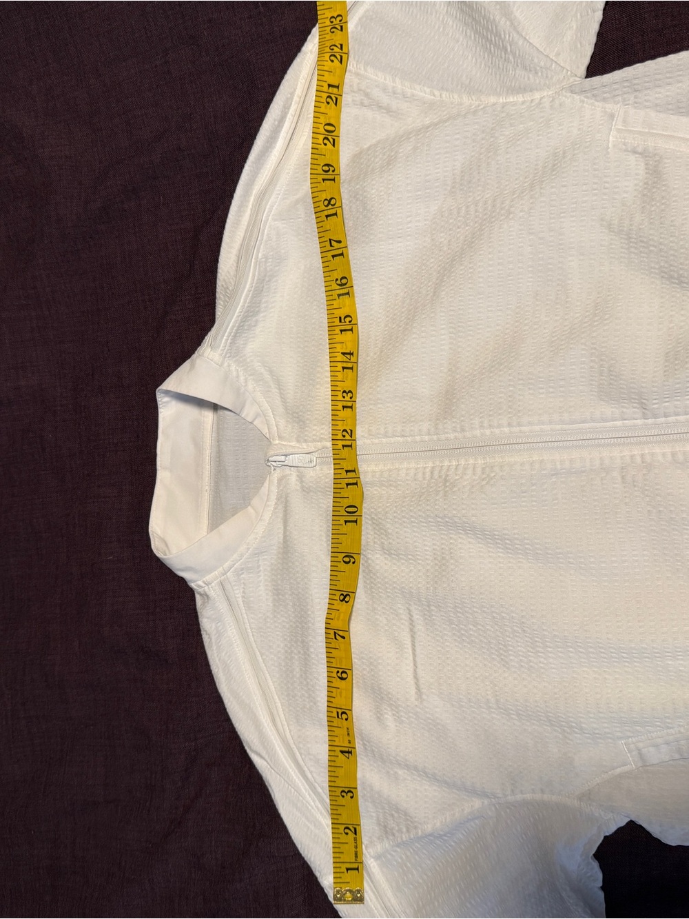 Lululemon Jacket/drawstring - Picture 3 of 8